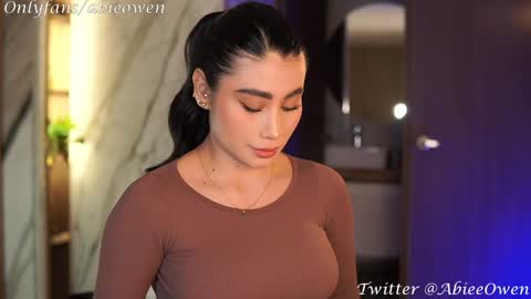 abie_owen online show from January 10, 12:17 am