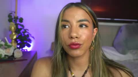 Snapshot of abiee__ chatting on June 24, 11:04 pm Abie online show from June 24, 11:04 pm