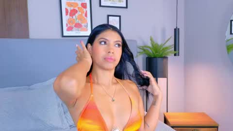 abiehils online show from April 23, 11:20 am