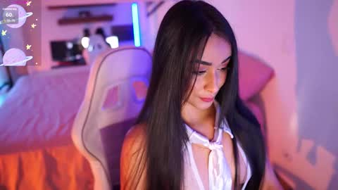 Snapshot of abigail_adamss_ chatting on December 14, 9:52 pm Abigail online show from December 14, 9:52 pm