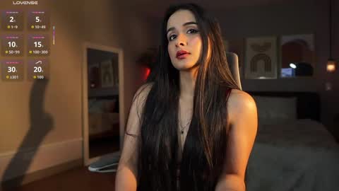 Snapshot of abigail_adamss_ chatting on June 8, 6:19 pm Abigail online show from June 8, 6:19 pm