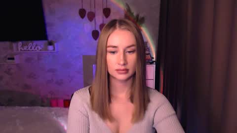 Anna online show from November 19, 4:51 pm