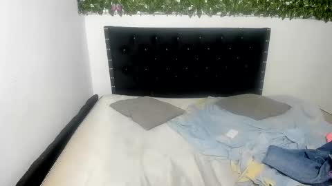 Snapshot of abigail_hot10 chatting on November 13, 5:45 pm abigail_hot10 online show from November 13, 5:45 pm