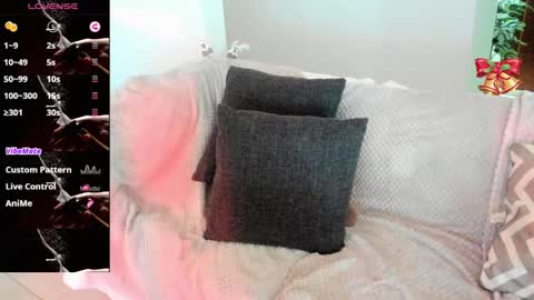 Snapshot of abigail_luna_ chatting on December 13, 7:53 pm abi online show from December 13, 7:53 pm