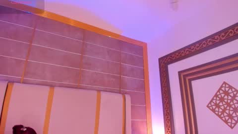    online show from November 27, 11:51 pm