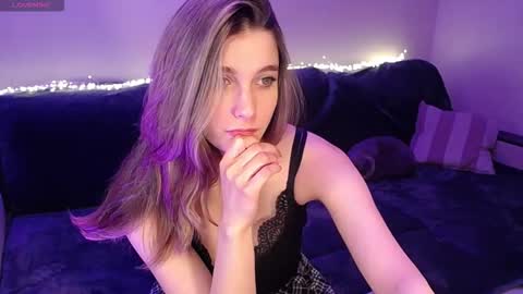 Abigail online show from March 11, 6:36 pm