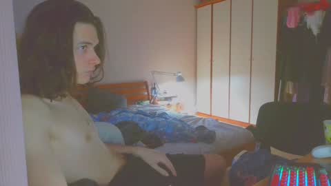 hi  cum in pvt noi extra tip online show from January 3, 11:35 am