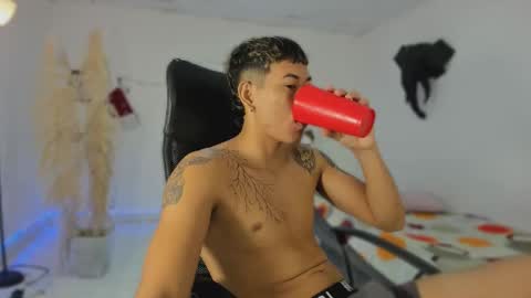 Snapshot of abony_sex69 chatting on December 14, 1:16 pm abony_sex69 online show from December 14, 1:16 pm