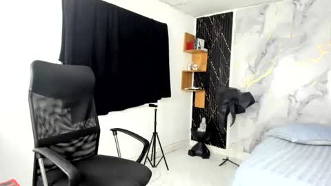 Snapshot of abony_sex69 chatting on July 30, 4:00 am abony_sex69 online show from July 30, 4:00 am