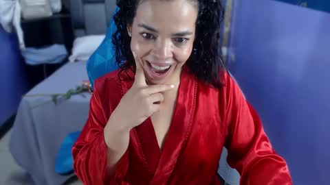 Snapshot of abril_beltran_ chatting on September 21, 7:26 pm Abril Beltran online show from September 21, 7:26 pm