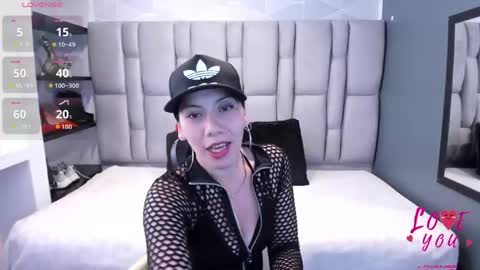 Snapshot of abril_fox__ chatting on June 5, 7:41 pm Abril Fox online show from June 5, 7:41 pm