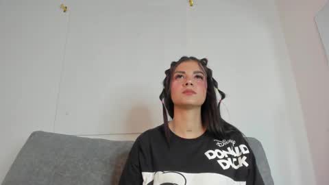 Snapshot of abril_jones10 chatting on February 20, 3:56 am Abril jones online show from February 20, 3:56 am