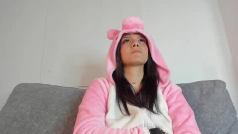 Snapshot of abril_jones10 chatting on February 20, 10:05 am Abril jones online show from February 20, 10:05 am