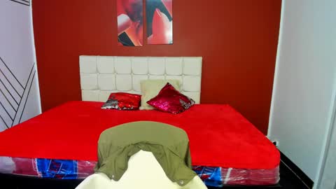 ABRIL online show from December 7, 5:04 am