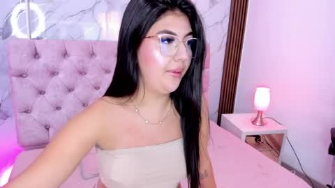 Abril online show from April 7, 11:54 am