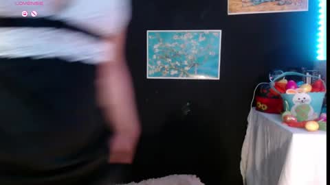 Absenta vert online show from March 29, 11:05 pm