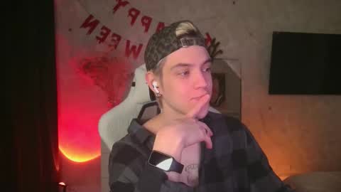 Snapshot of abslut chatting on October 30, 4:08 pm Nick online show from October 30, 4:08 pm