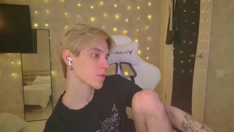 Nick online show from January 14, 4:56 pm