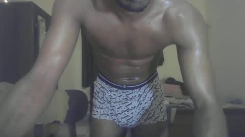Snapshot of abusaada20 chatting on December 7, 5:09 pm Thefitguy online show from December 7, 5:09 pm