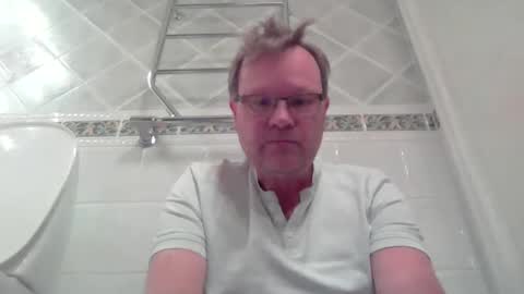 Snapshot of accel4 chatting on January 12, 1:27 pm accel4 online show from January 12, 1:27 pm