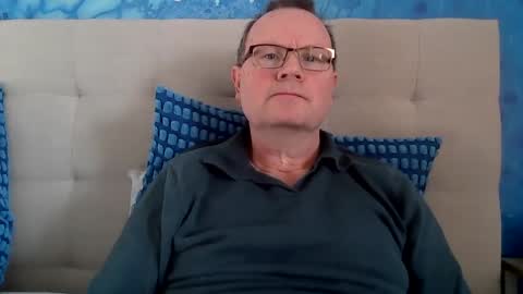 Snapshot of accel4 chatting on January 30, 8:54 am accel4 online show from January 30, 8:54 am