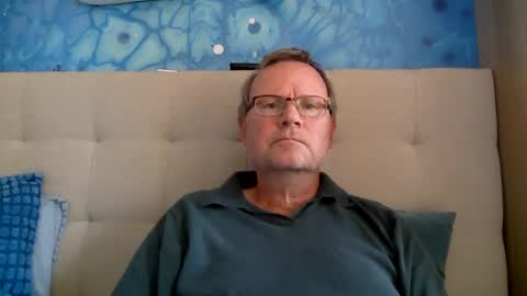 Snapshot of accel4 chatting on September 19, 9:32 am accel4 online show from September 19, 9:32 am