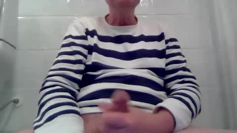Snapshot of accel4 chatting on February 12, 5:24 am accel4 online show from February 12, 5:24 am