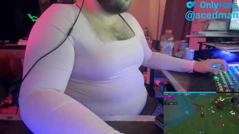 Snapshot of acedhappyman chatting on February 28, 6:47 am acedhappyman online show from February 28, 6:47 am