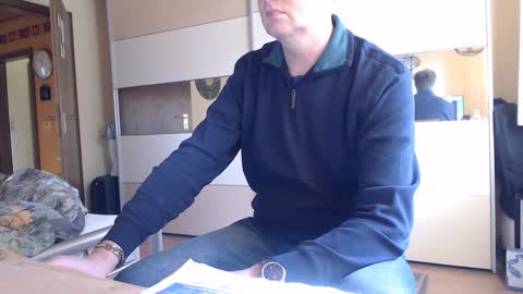 Snapshot of ach471 chatting on January 31, 9:59 am ach471 online show from January 31, 9:59 am