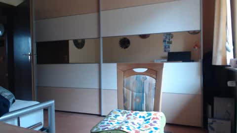 Snapshot of ach471 chatting on February 23, 9:00 am ach471 online show from February 23, 9:00 am