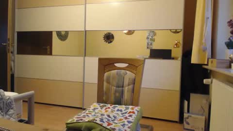 Snapshot of ach471 chatting on March 6, 5:57 am ach471 online show from March 6, 5:57 am