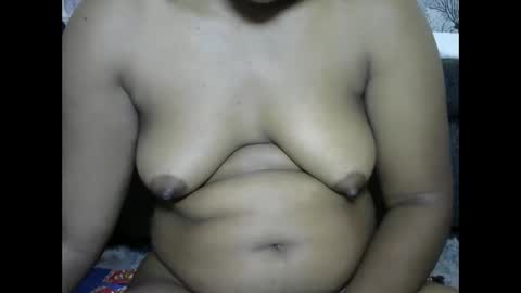 Snapshot of achibest chatting on January 13, 9:52 am MAUREEN online show from January 13, 9:52 am