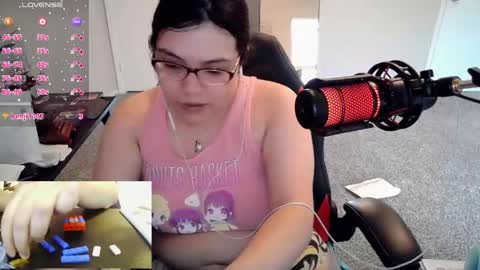 AChubbyGummy online show from April 17, 10:24 pm