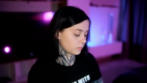 Snapshot of acid_pie chatting on October 9, 8:18 pm acid_pie online show from October 9, 8:18 pm