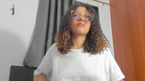  Isa  online show from November 21, 4:55 am