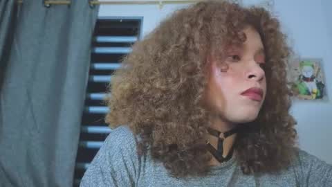  Isa  online show from February 22, 2:02 am