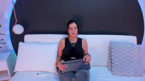    online show from April 21, 2:23 pm