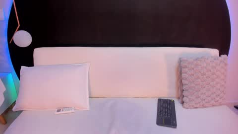    online show from April 22, 1:56 pm