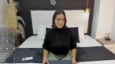Snapshot of ada_monroe10 chatting on June 10, 2:05 pm online show from June 10, 2:05 pm