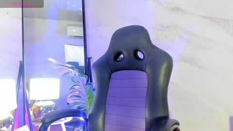 ada_turner online show from March 8, 6:55 pm