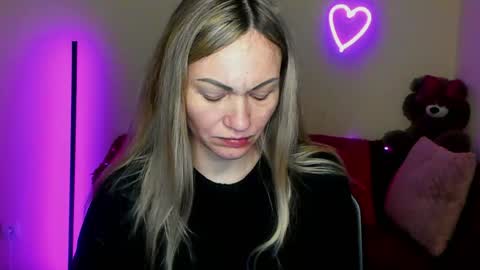 Adalina online show from April 10, 5:50 pm