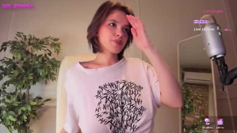 Adalyn online show from November 29, 11:30 pm