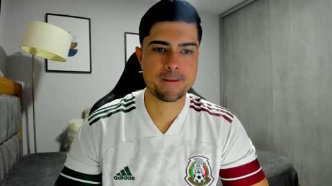 adam clarke online show from November 11, 8:58 am