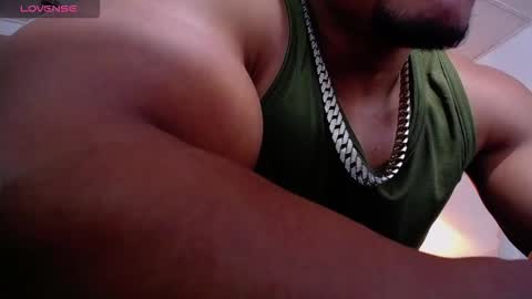 adam_fit19cm online show from November 4, 1:54 pm