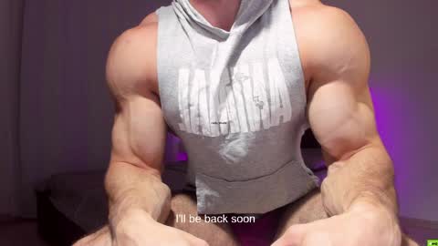 Snapshot of adam_muscle_ chatting on March 14, 10:10 am Adam online show from March 14, 10:10 am