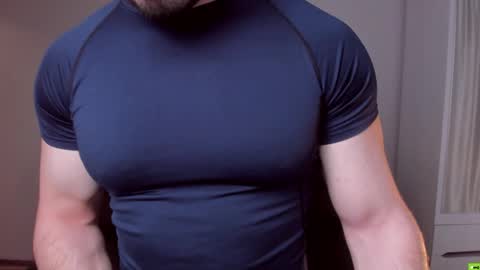 Snapshot of adam_muscle_ chatting on April 4, 5:06 am Adam online show from April 4, 5:06 am