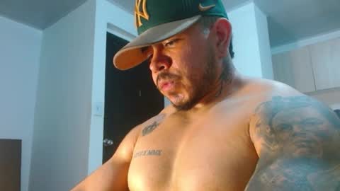 adam shilder7 online show from March 5, 10:06 pm