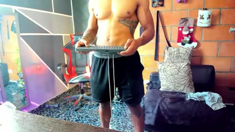 Adam Valencia online show from February 2, 9:23 pm