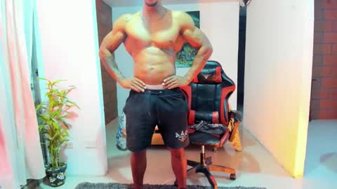 Adam Valencia online show from September 28, 3:12 am