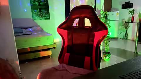 Adam Valencia online show from March 18, 11:02 am